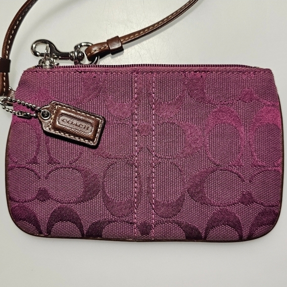 Coach Classic Signature Optic Lurex Wristlet Wallet - Picture 5 of 16